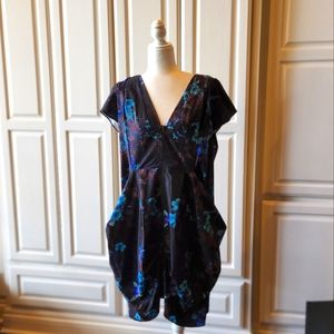 City Chic Size S/16w Tunic Zip Front Oriental